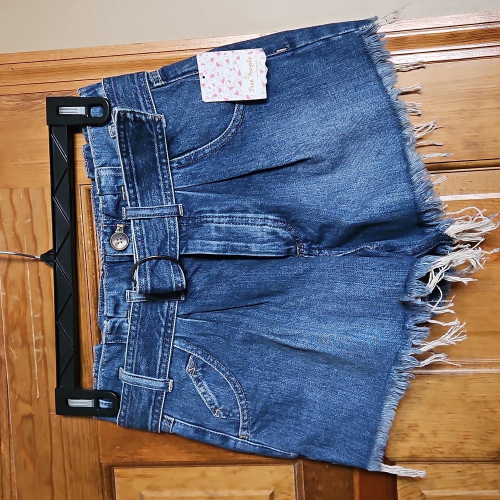 NWT Free People See You Sometime Cut Off Belted Denim Shorts - Picture 3 of 9